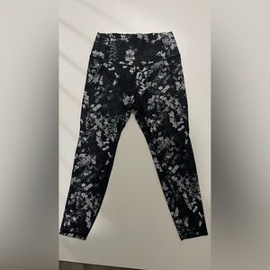 GapFit women’s Sculpt tights Size‎ Medium